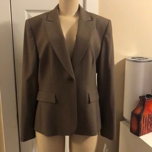 Tahari new w/tags blazer size 14